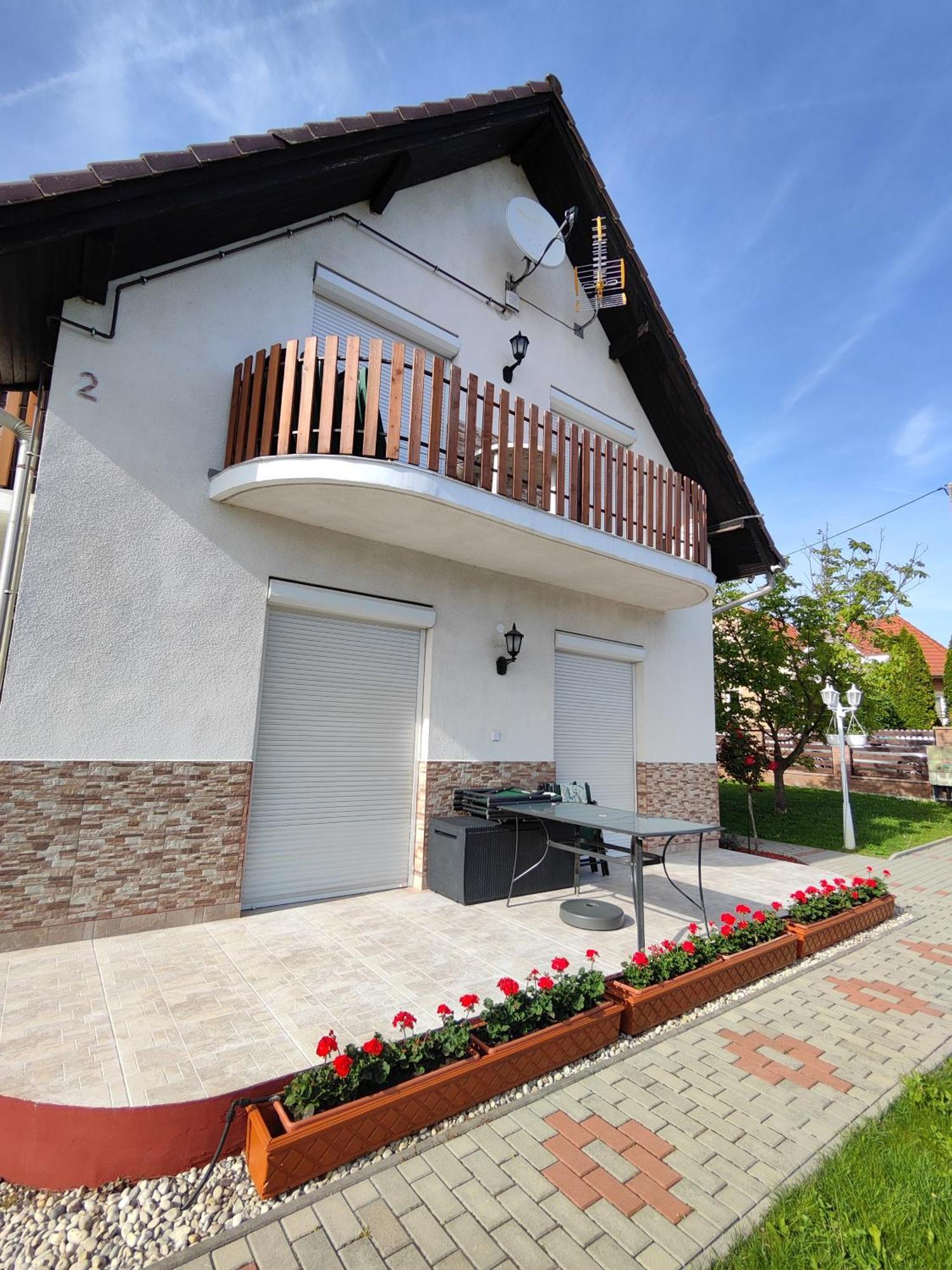 Havasi Vendeghaz Apartment Gyenesdias Exterior photo